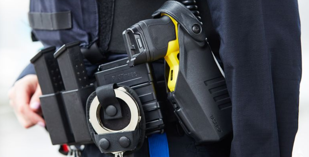taser-policia-local